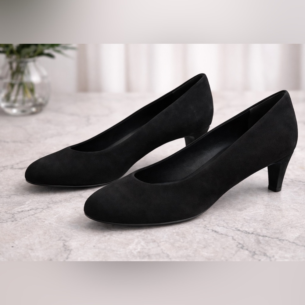 Stuart Weitzman Black Suede Low Block Heel Pumps Size 9.5